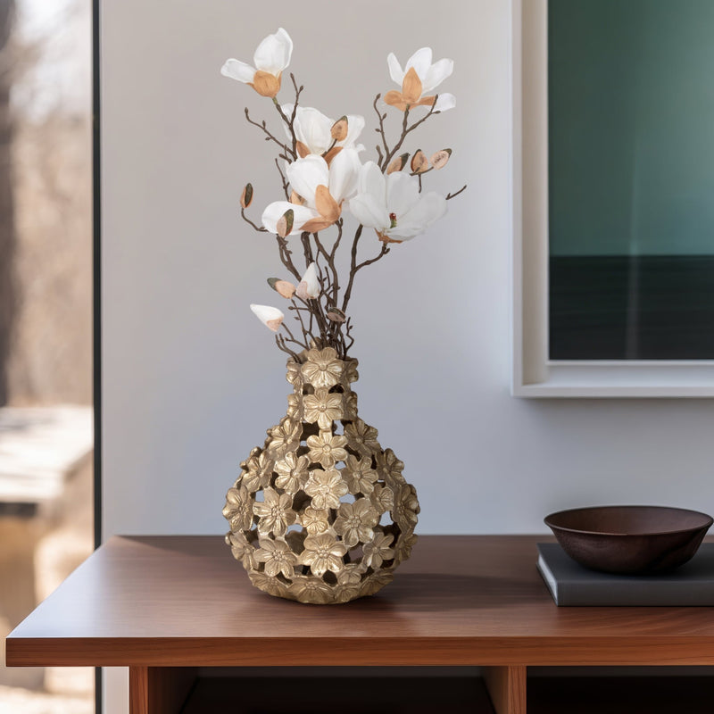 metal-12-cut-out-flower-vase-champagne-11