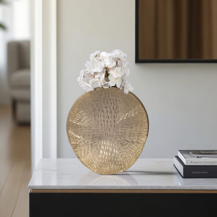 metal-12-etched-oval-vase-champagne-10