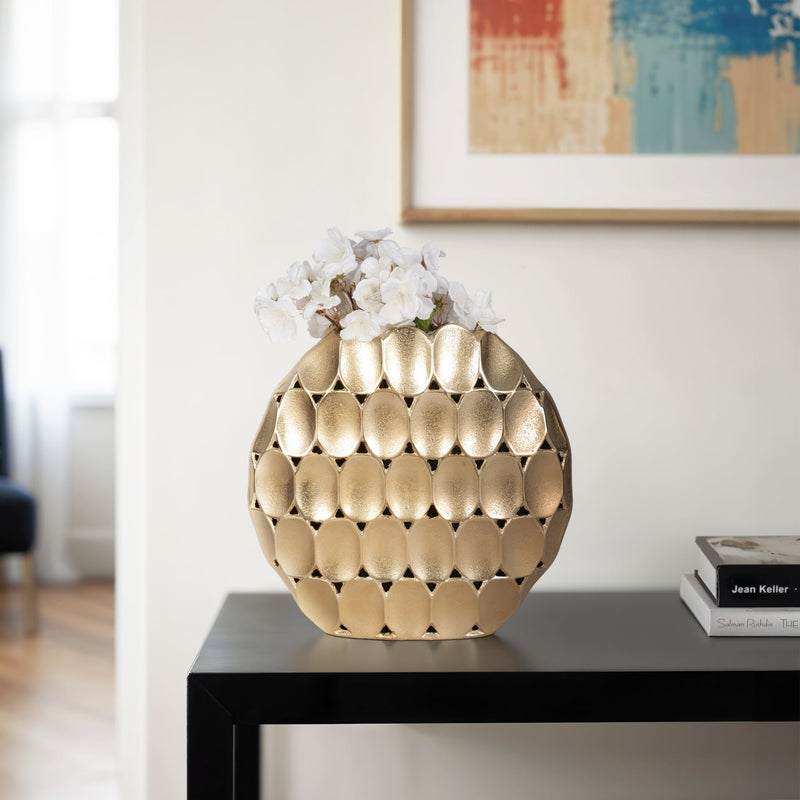 metal-13-oval-vase-champagne-11