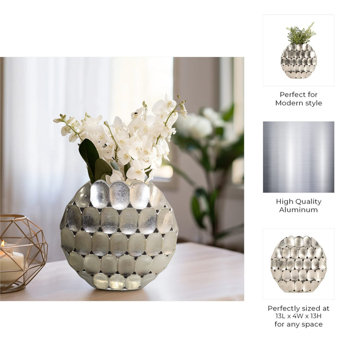 metal-13-oval-vase-silver-10
