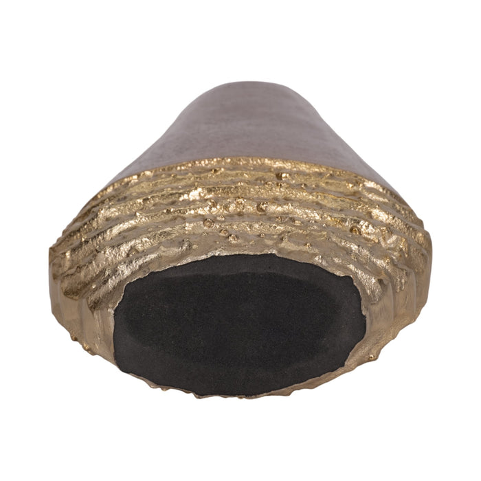 metal-13-ridged-tall-vase-black-gold-7