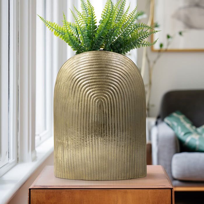 metal-14-arch-vase-champagne-11