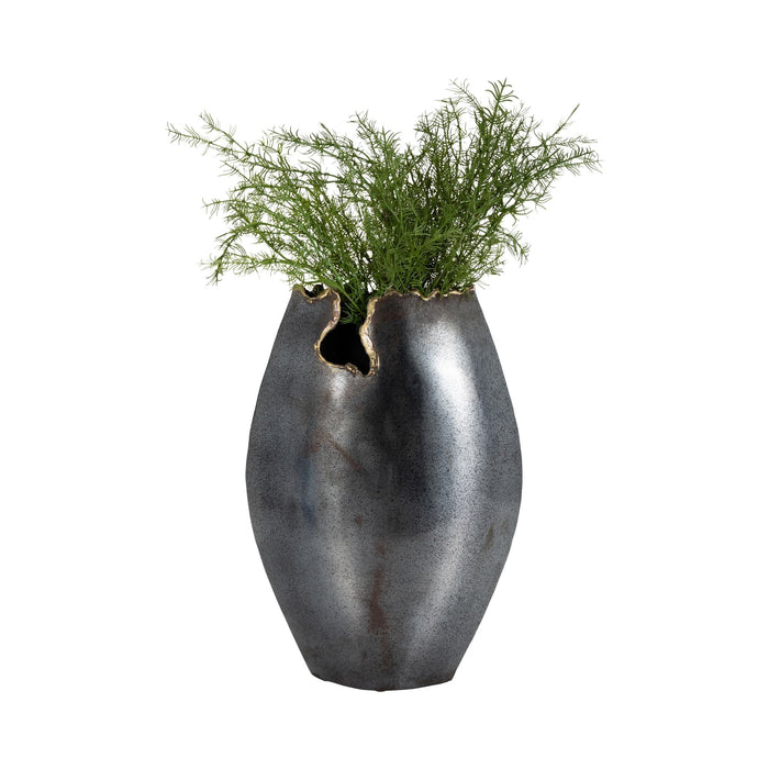 metal-14-chipped-vase-black-2