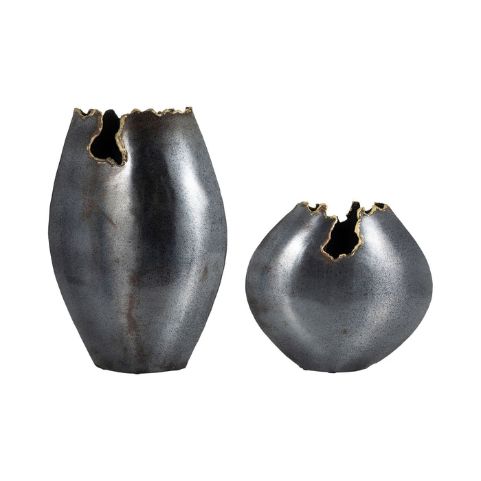 metal-14-chipped-vase-black-8