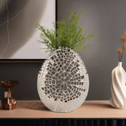 metal-14-contemporary-vase-silver-11