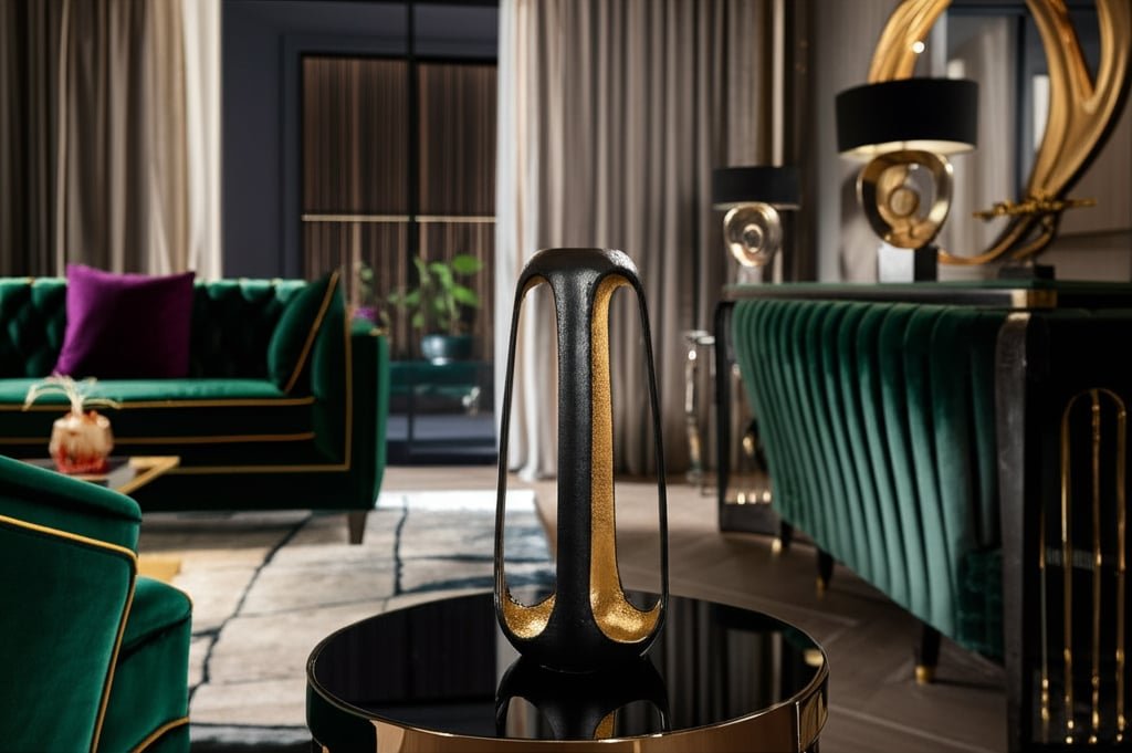 metal-15-h-open-vase-matte-black-7