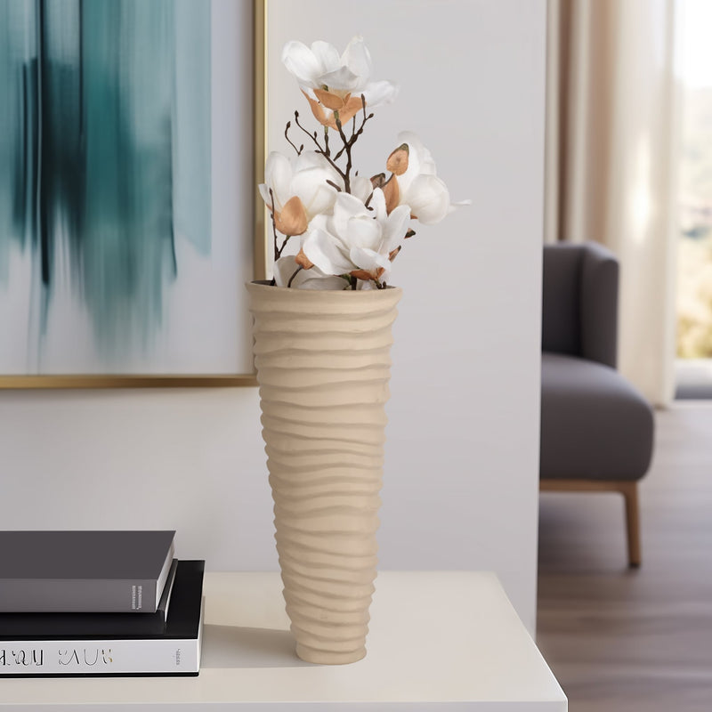 metal-15-rugged-vase-ivory-nickel-10