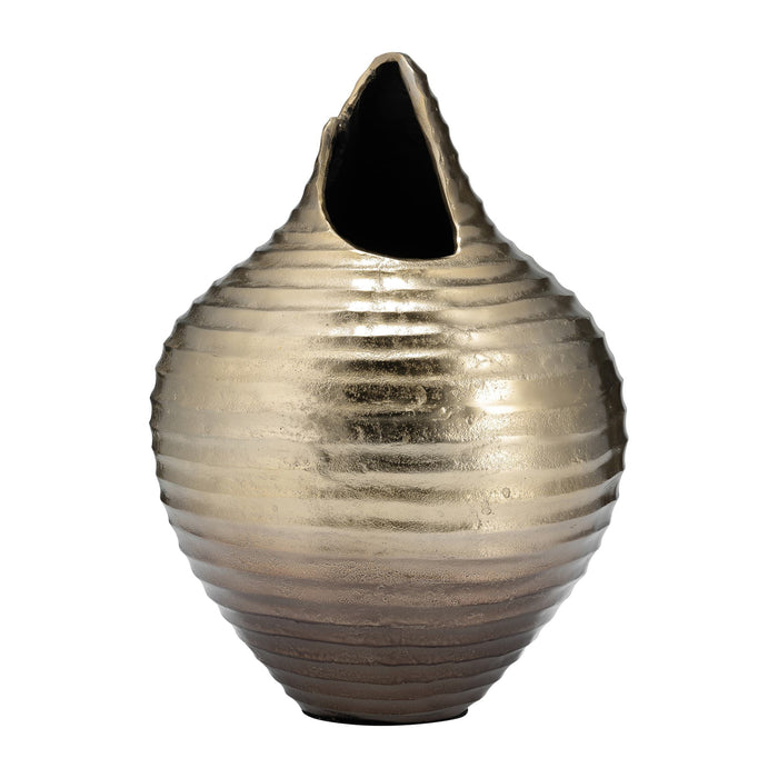 metal-16-shell-like-vase-gold-1