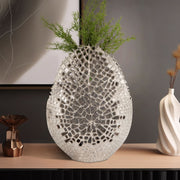metal-18-contemporary-vase-silver-11