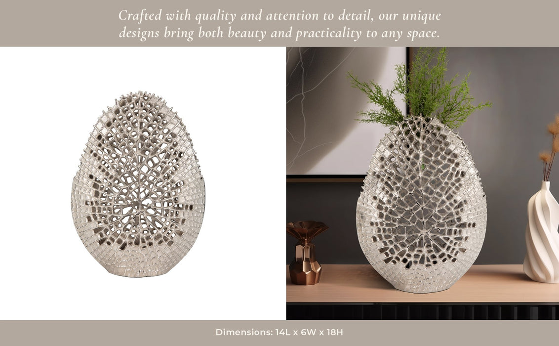 metal-18-contemporary-vase-silver-12