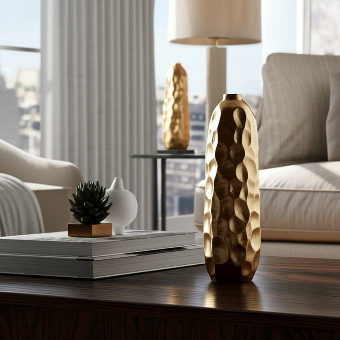 metal-19-cut-out-vase-gold-13