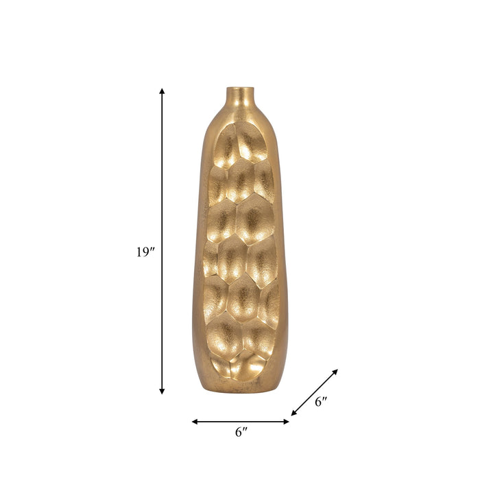 metal-19-cut-out-vase-gold-9