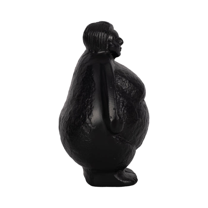 metal-5-full-figured-woman-black-3