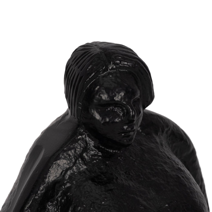 metal-5-full-figured-woman-black-5