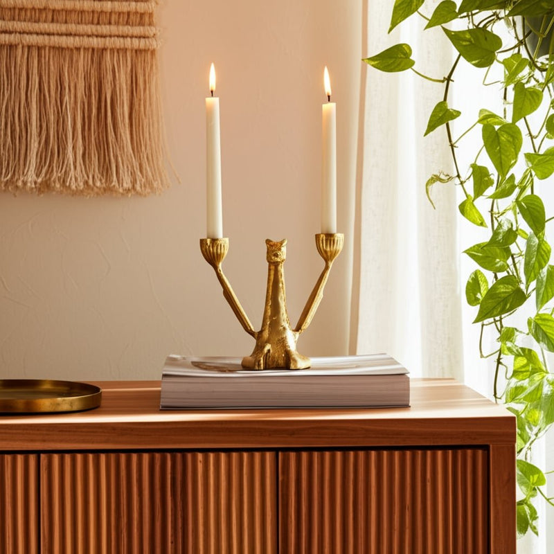 metal-6-giraffe-w-wings-2-taper-candle-holder-11