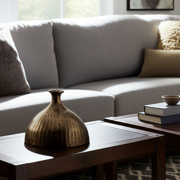 metal-9-bulbous-vase-bronze-10