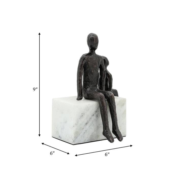 metal-9-dad-son-sitting-sculpture-6