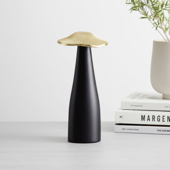 metal-9-mushroom-deco-black-gold-11
