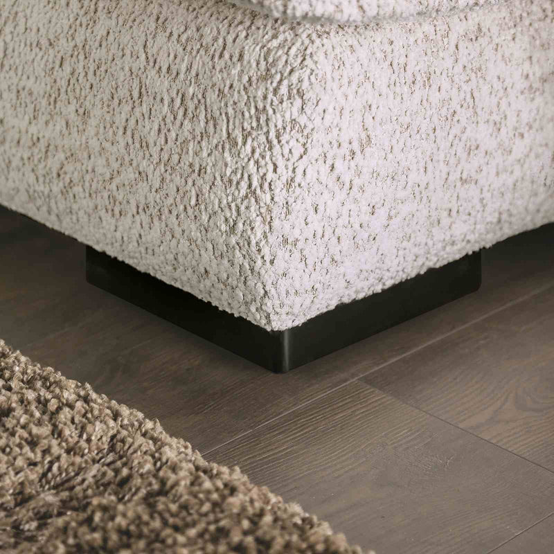 moorpark-sofa-loveseat-8