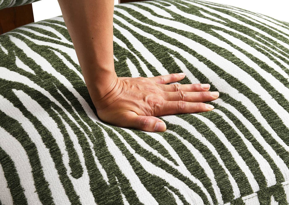 niobe-accent-chair-green-4