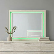 noctis-mirror-5