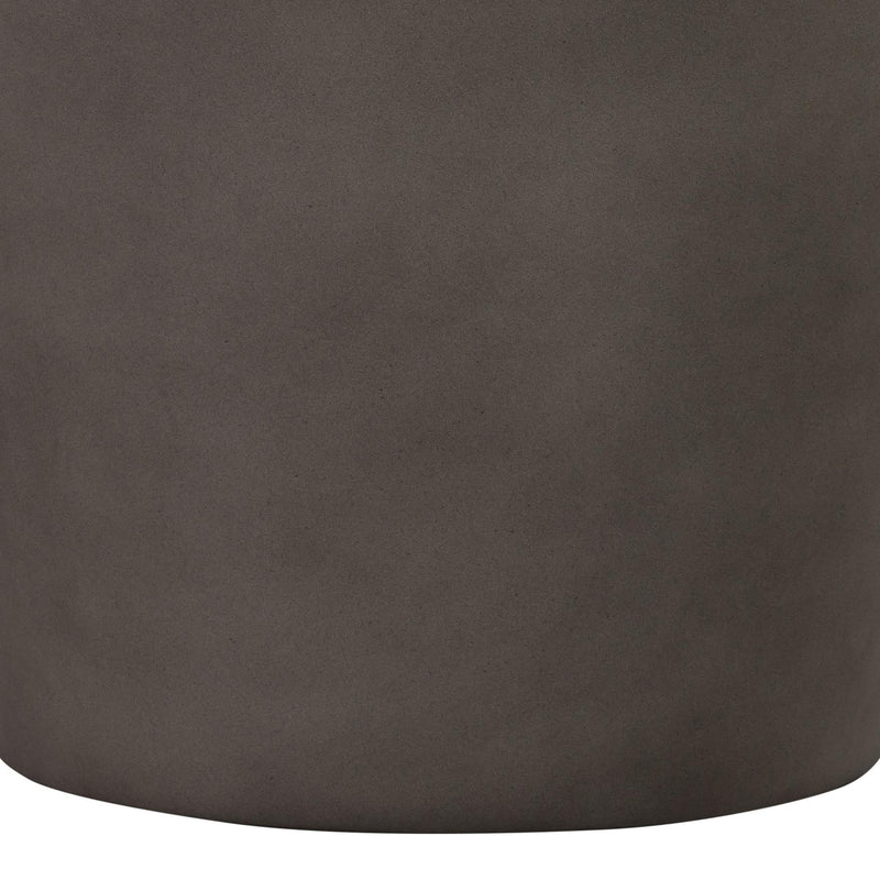 obsidian-medium-indoor-or-outdoor-planter-in-gray-concrete-with-black-accent-3
