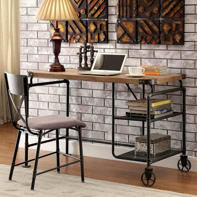 olga-desk-1