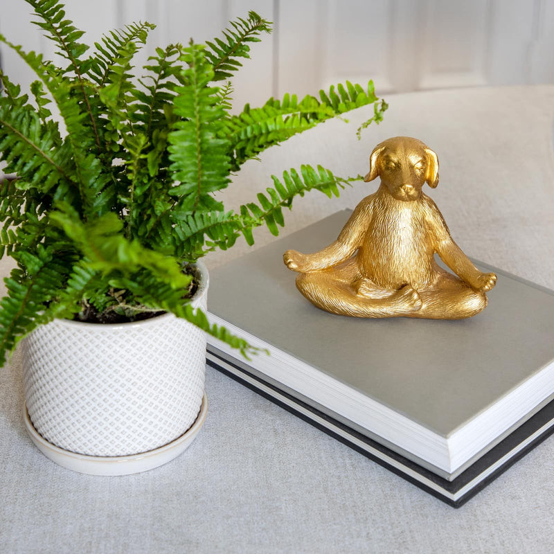 polyresin-7-yoga-dog-gold-10