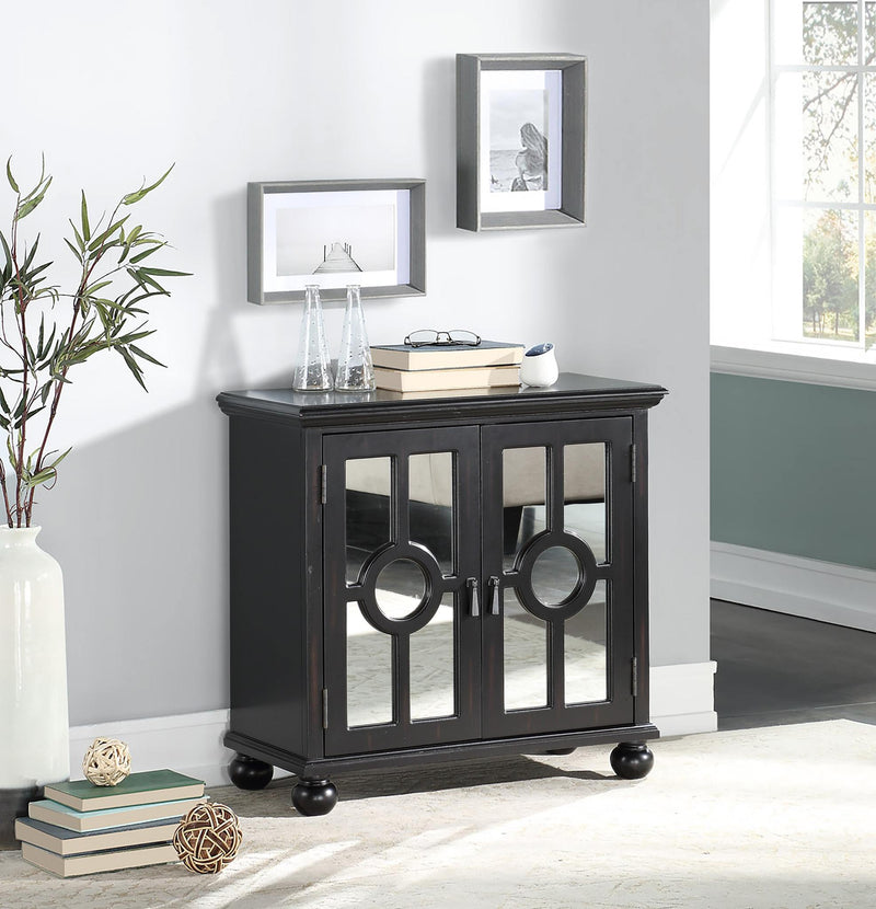 poppy-accent-chest-3
