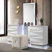 prisma-vanity-no-stool-white-1