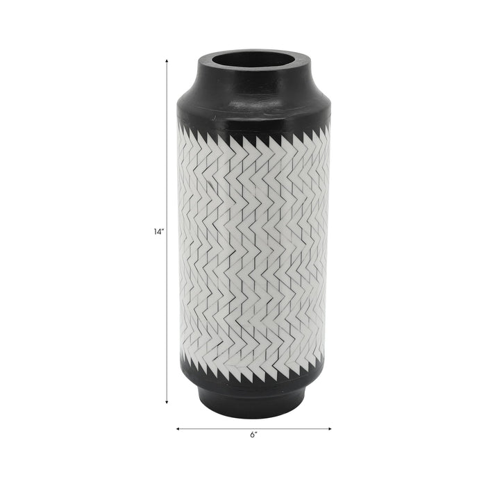 resin-14-h-chevron-vase-blk-white-8
