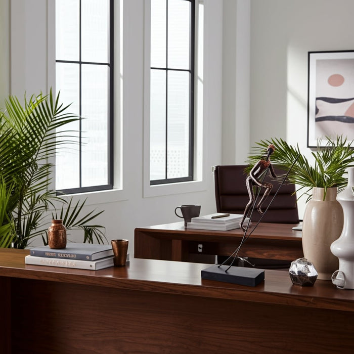 resin-15-h-man-on-stilts-bronze-11