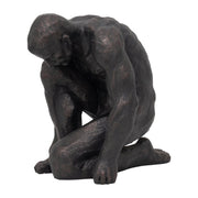 resin-16-h-kneeling-man-black-2