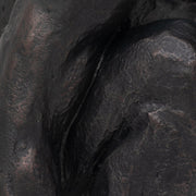 resin-16-h-kneeling-man-black-5