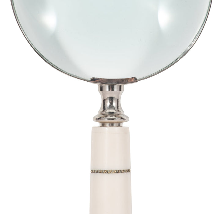 resin-4-magnifying-glass-ivory-4