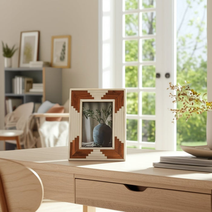 resin-4x6-cascading-wood-photo-frame-white-11