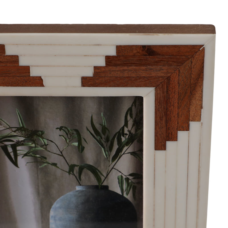 resin-4x6-cascading-wood-photo-frame-white-6
