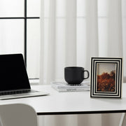 resin-4x6-dimensional-lines-photo-frame-blk-white-9