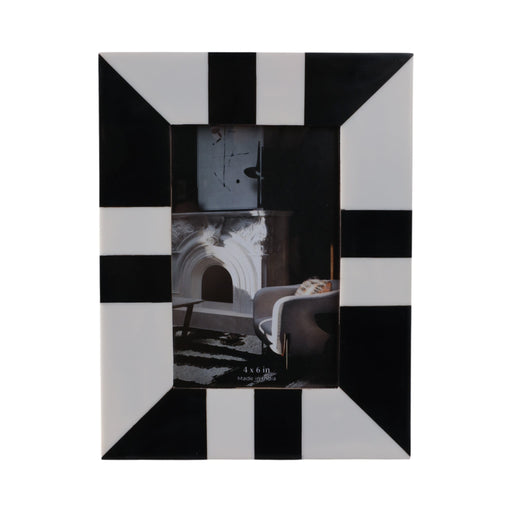 resin-4x6-geometric-photo-frame-black-white-1