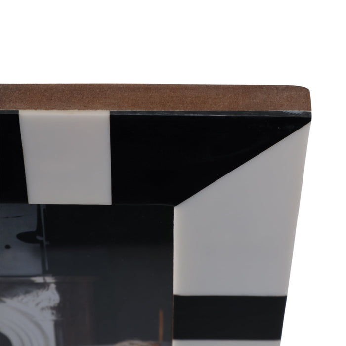 resin-4x6-geometric-photo-frame-black-white-6