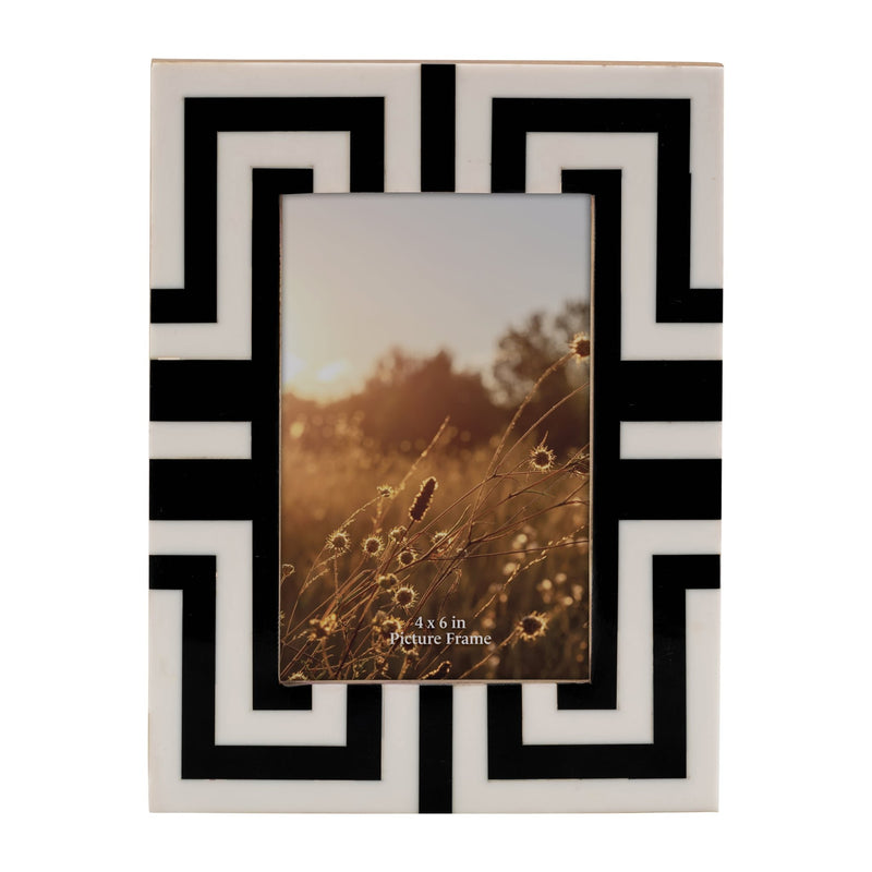 resin-4x6-photo-frame-black-white-1