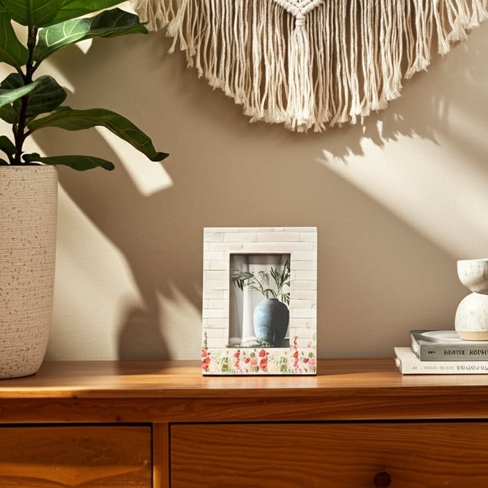 resin-4x6-pink-flower-field-photo-frame-multi-12