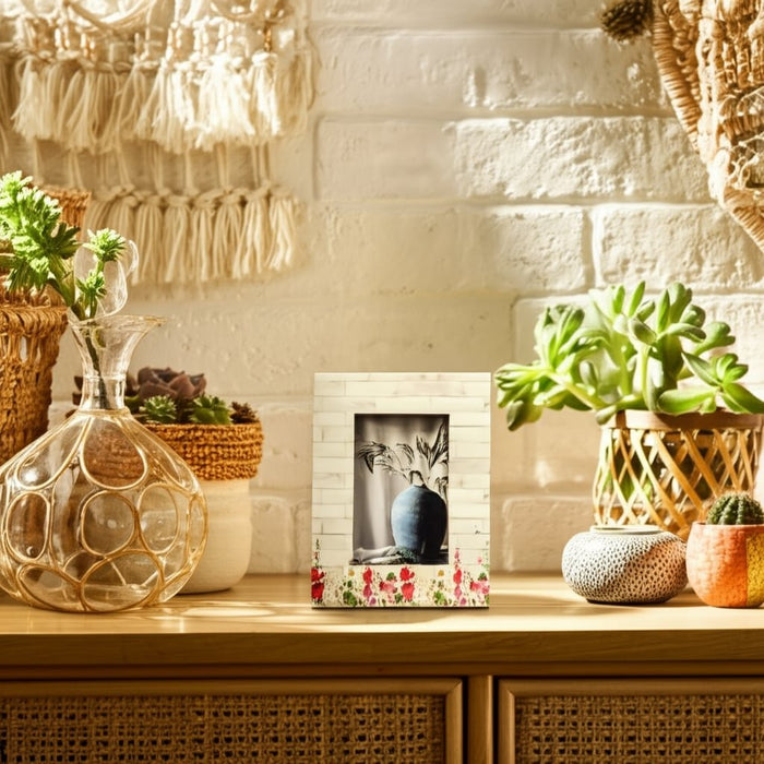 resin-4x6-pink-flower-field-photo-frame-multi-9