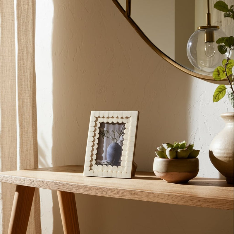 resin-4x6-scalloped-photo-frame-ivory-10