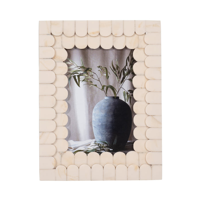 resin-4x6-scalloped-photo-frame-ivory-1