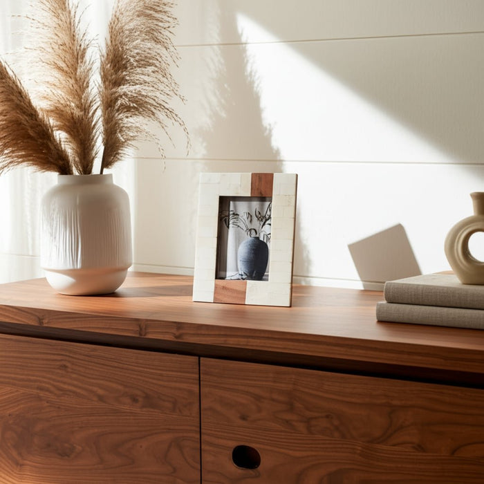 resin-4x6-wood-stripe-photo-frame-ivory-brown-11