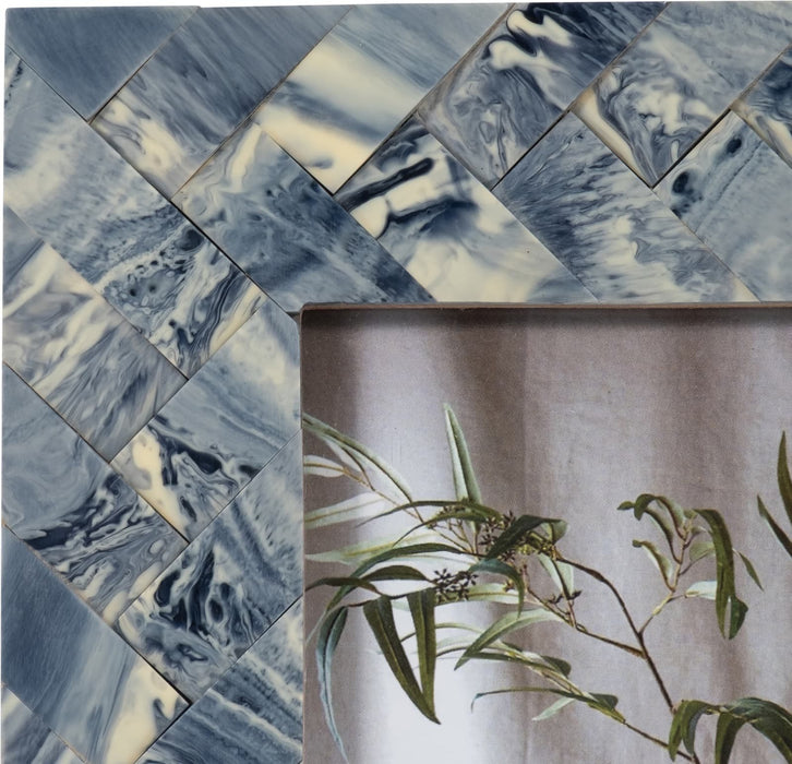 resin-4x6-woven-photo-frame-blue-ivory-4