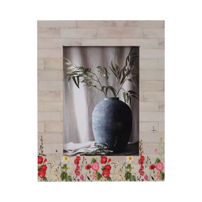 resin-5x7-pink-flower-field-photo-frame-multi-1