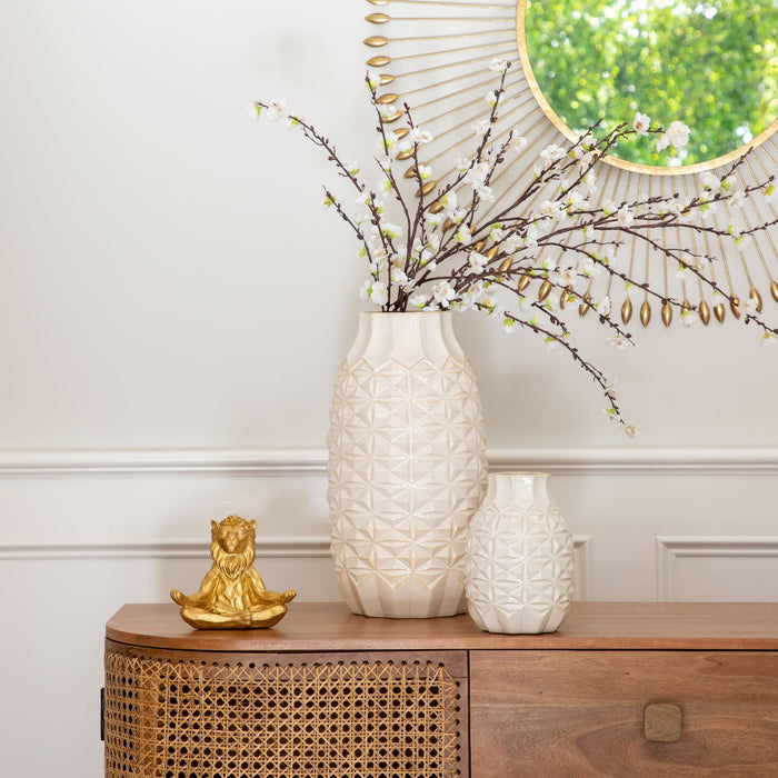 resin-7-yoga-lion-gold-10