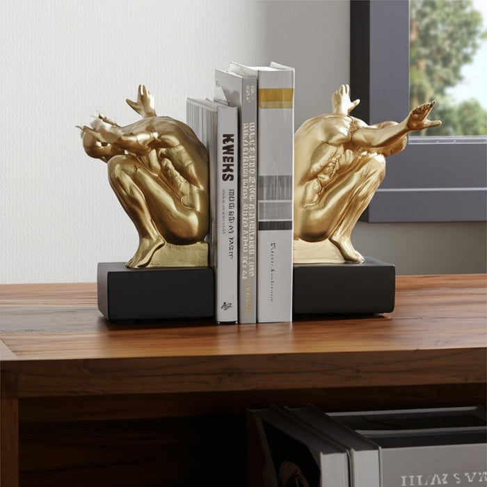 resin-s-2-6-h-man-sculpture-bookend-gold-9